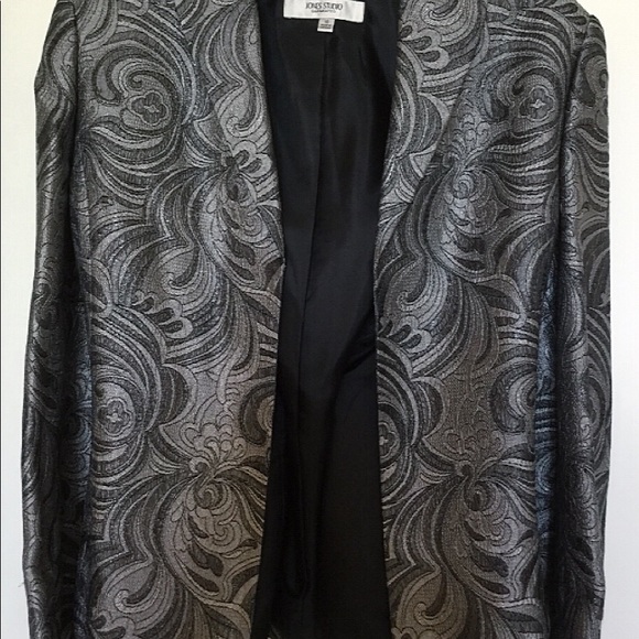 Blazer, Size 10 - GORGEOUS! - Picture 4 of 6